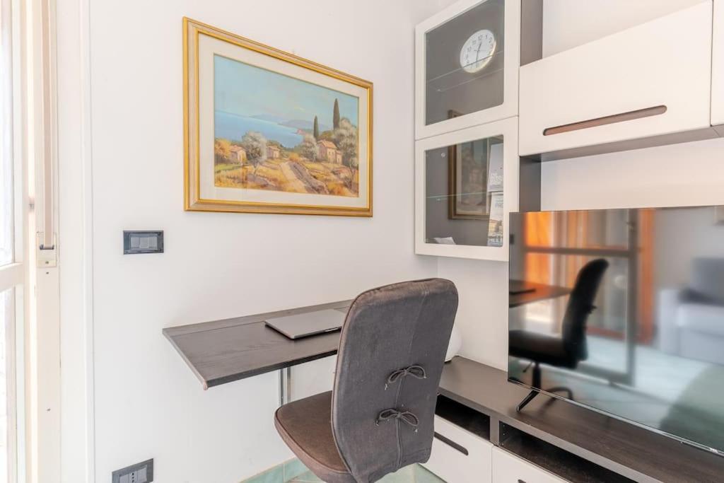 Thekeystudio, La Casa Del Mare Azzurro With Seaview Ventimiglia Exterior photo